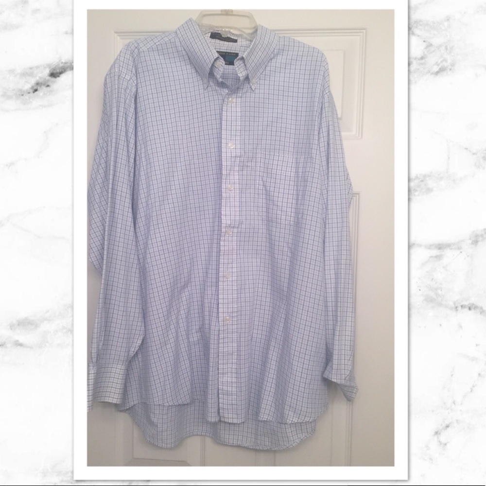 Men’s button down long sleeve shirt!